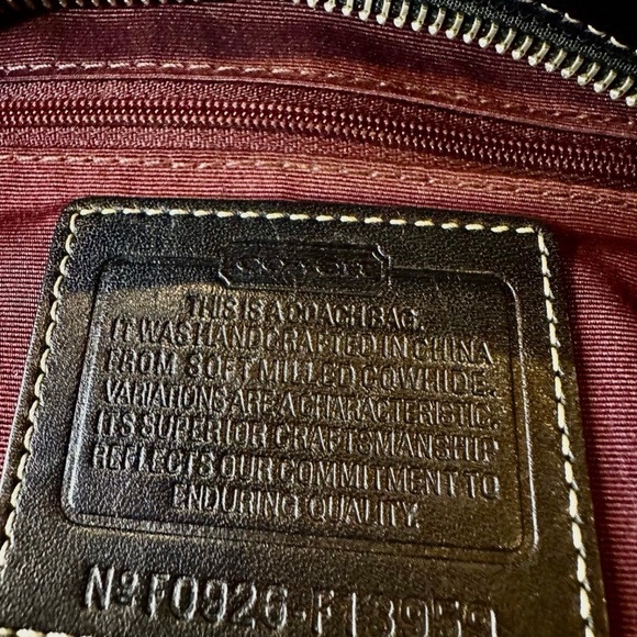 Coach Vintage 2009 Woman’s Black Leather Tote Bag - Picture 9 of 9